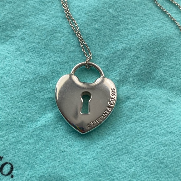 Tiffany & co key lock necklace - Picture 2 of 8